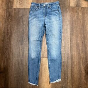 Buy 2 get 1 free clothing! Madewell Blue Ankle & Cropped Jeans